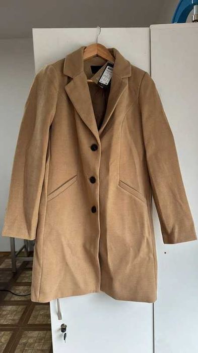 Palton Vero Moda Camel Mărimea M – Nou Cu Etichetă