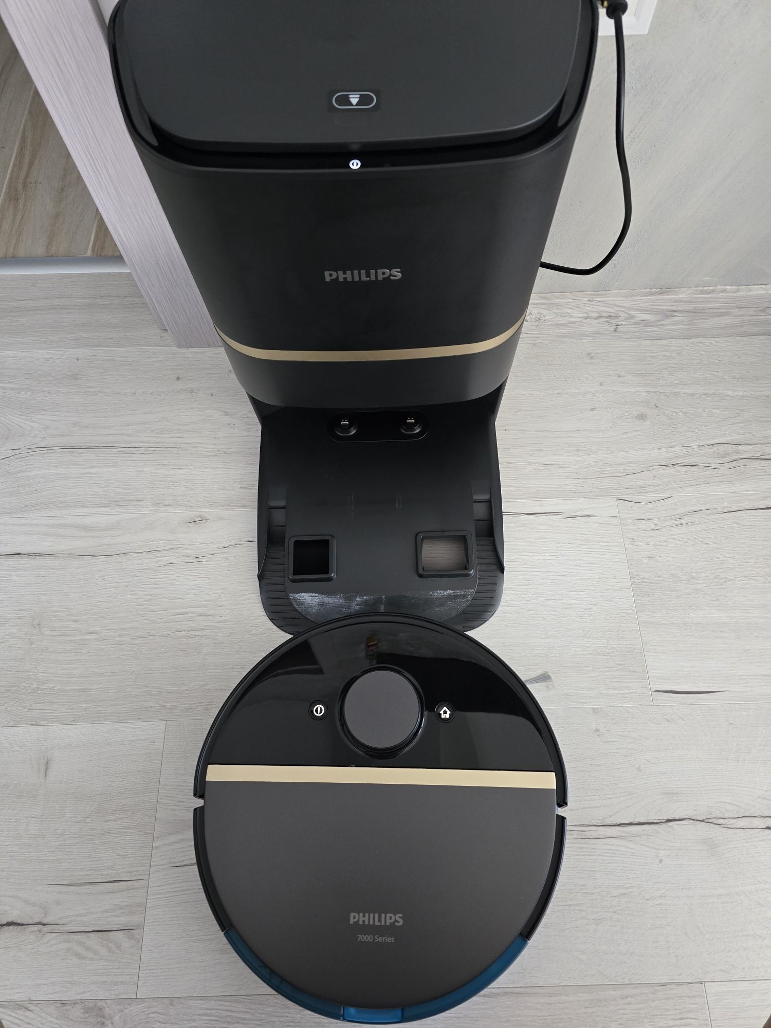 Прахосмукачка робот Philips