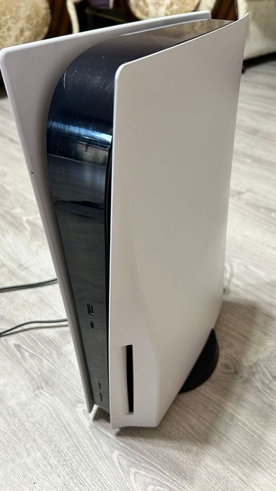 Продам PlayStation 5