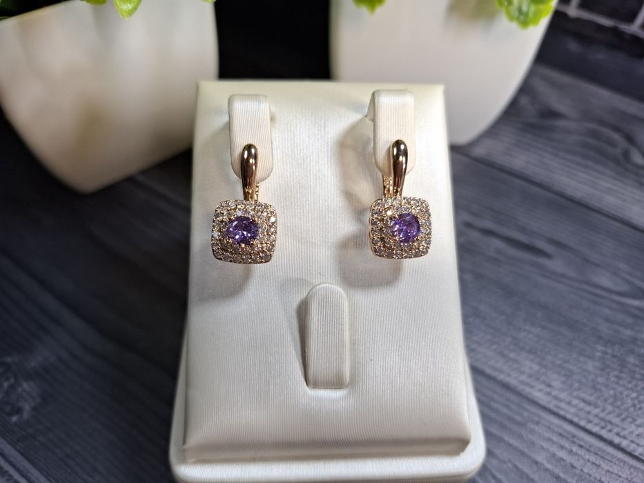 Серьги бижутерия с камнями