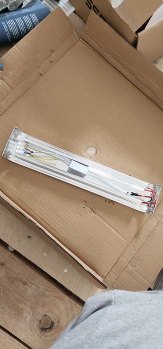 Aplica lampa lustra plafoniera led noua resigilata