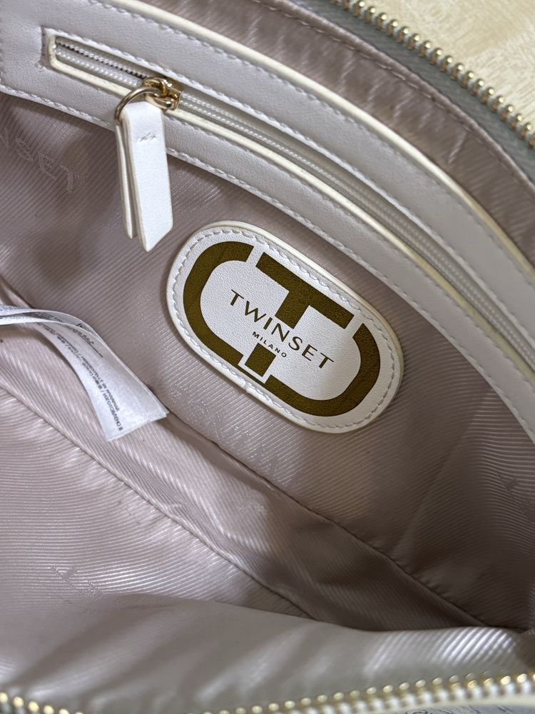 Продавам Twinset bag