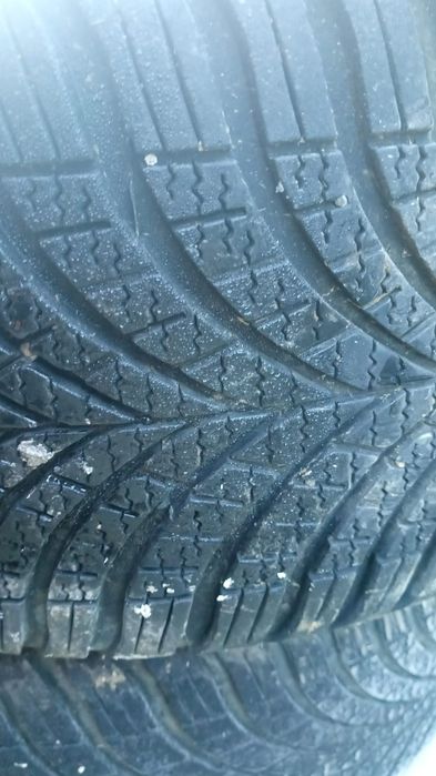 Cauciucuri de iarna folosite o luna 245/45/R18