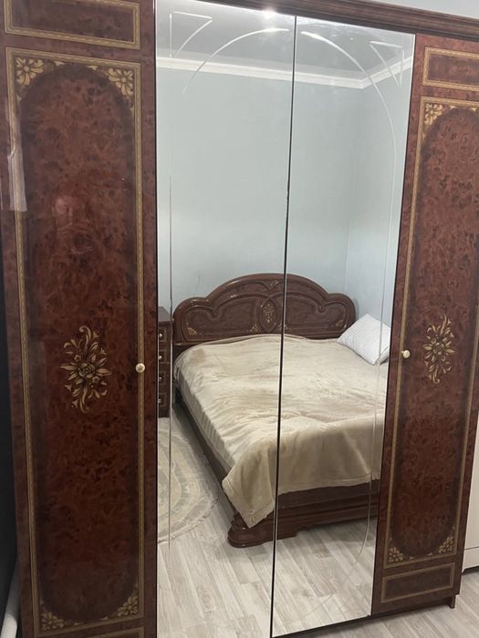 Срочно продается спальный гарнитур!