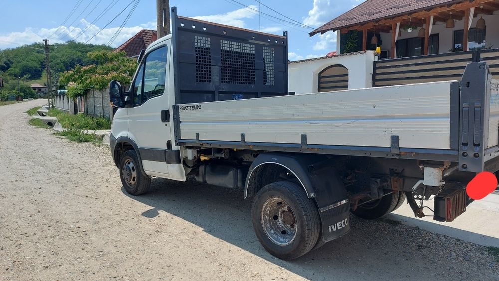 Transport agregate( nisip, balastru,etc) si marfuri