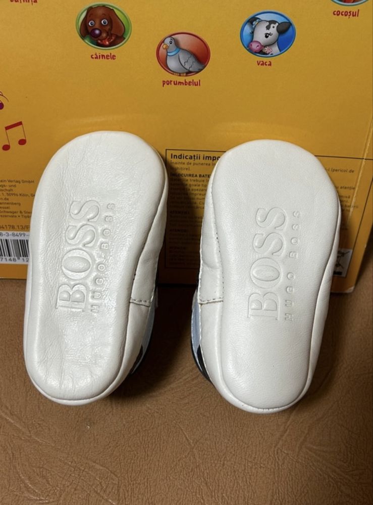 Pantofiori bebe, Hugo Boss marimea 17