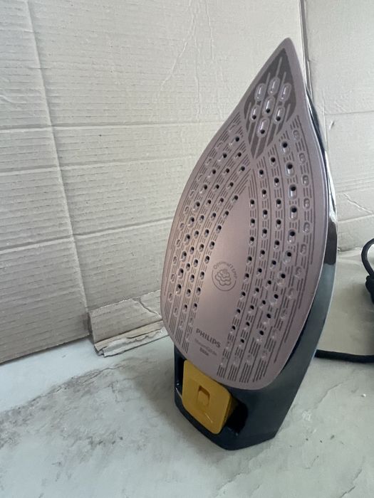 Ютия Philips DST8020