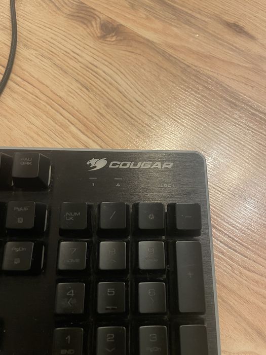 Гемърска клавиатура cougar