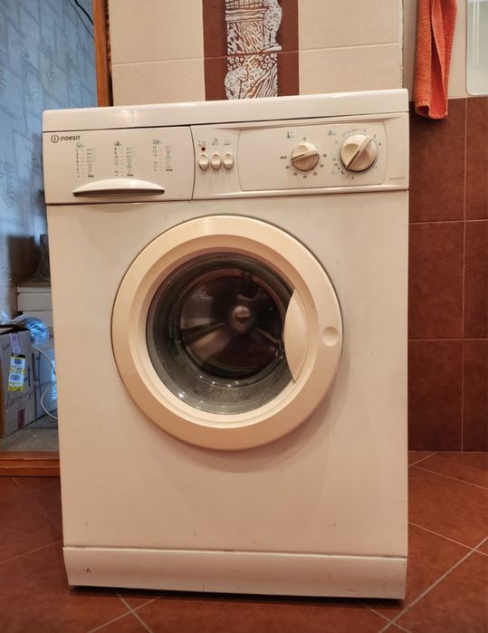 Отдам бесплатно стиральную машинку