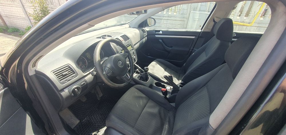 Volkswagen Jetta 2009 2.0 tdi