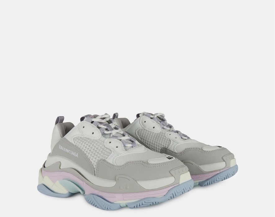 Разпродажба ! Дамски маратонки Balenciaga Triple S номера 35 и 36