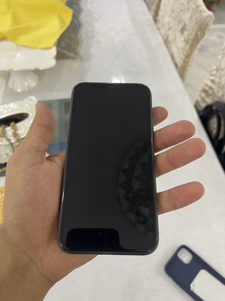 IPhone 11 в отличном состоянии