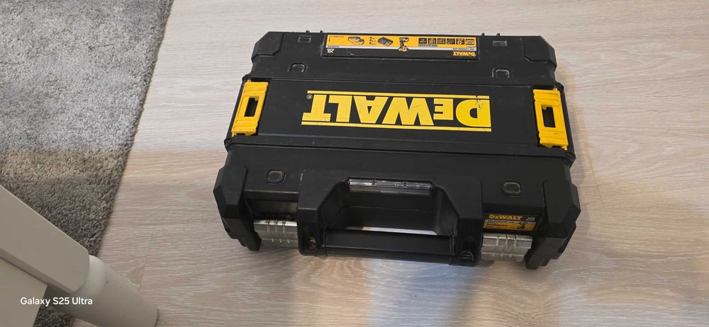 Dewalt DCF887 IMPACT