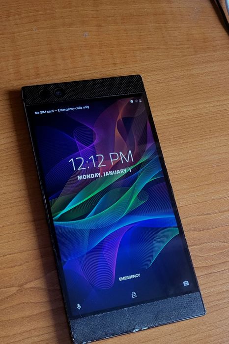 Telefon Razer P1