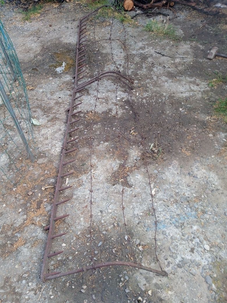 Grilaj metalic din fier forjat pentru porți garduri