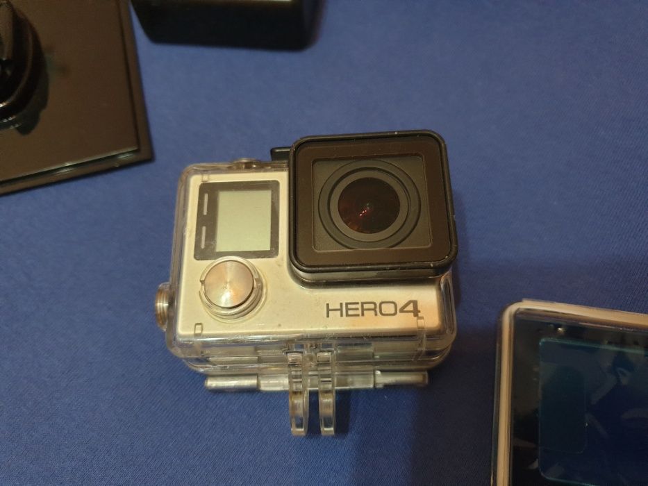 Продам экшн-камеру GoPro 4 Silver