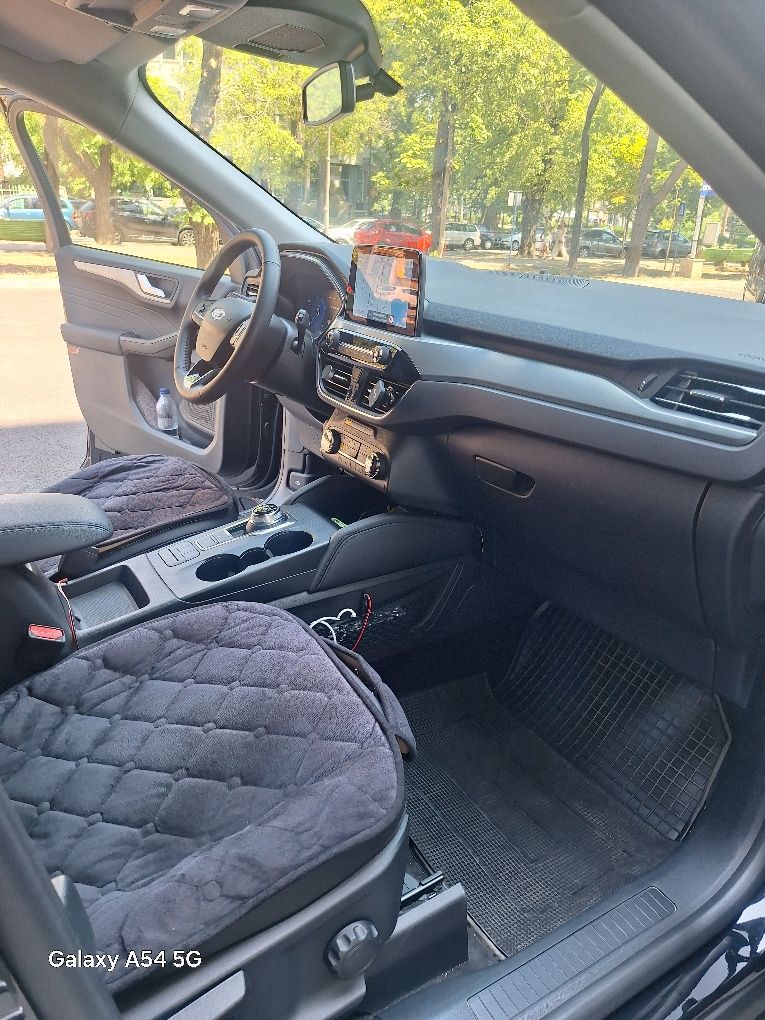 Ford kuga full hibrid 4x4 Titanim x