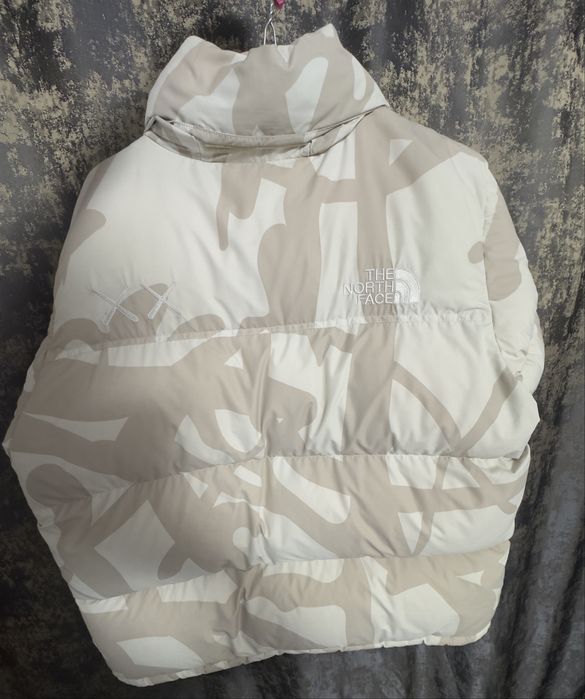 Geaca The North Face TNF & KAWS marimea L