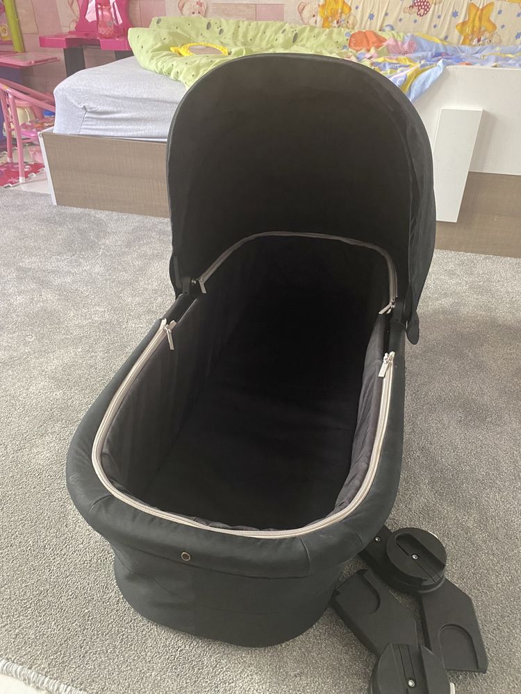 Cybex кош за новородено