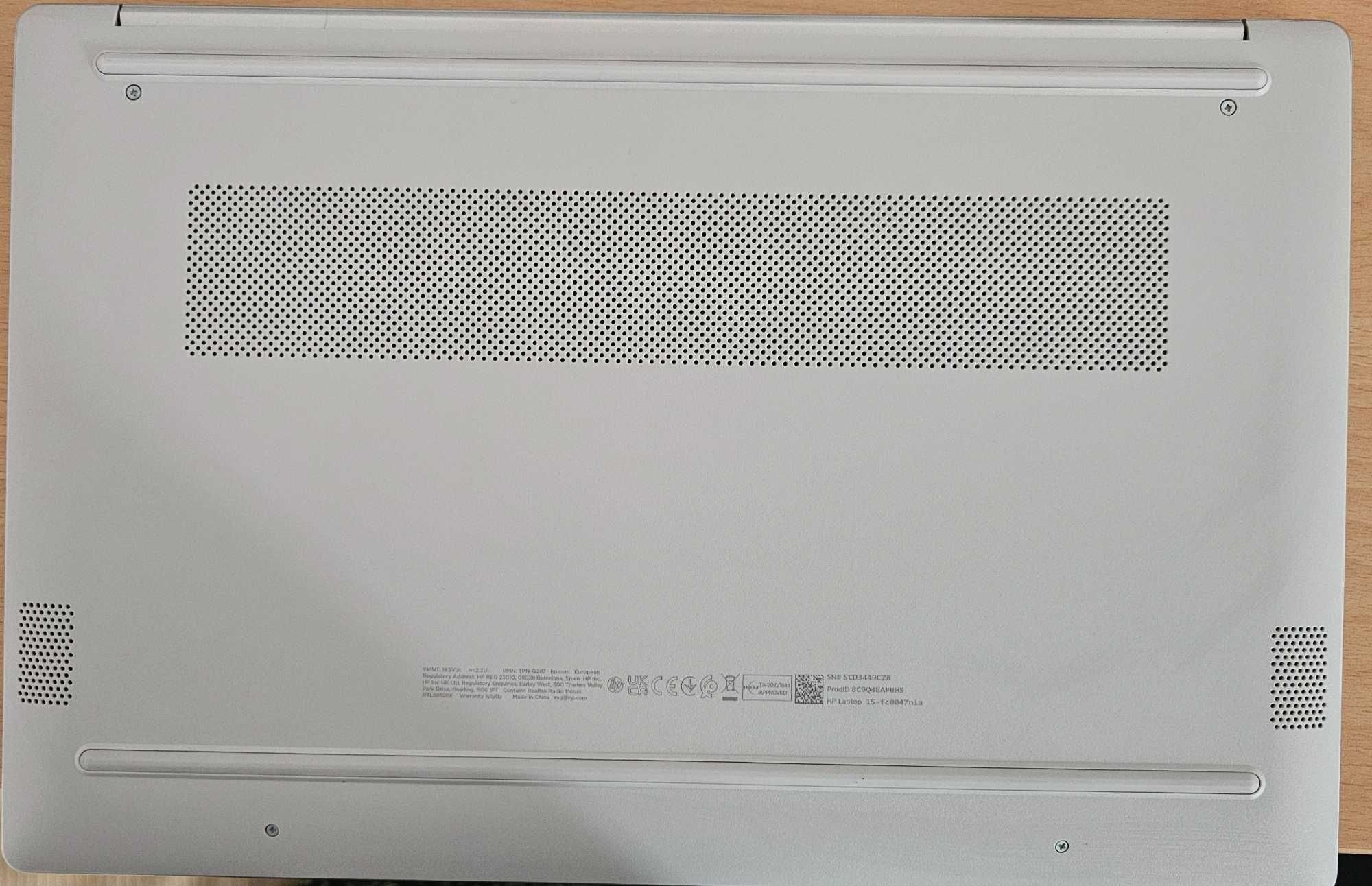 HP laptop 15-fc0047nia Ryzen7