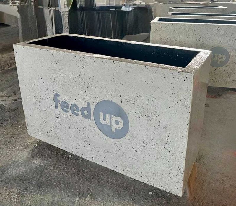 Гул тувак, кашпо, вазоны, горшки для цветов и уличные cкамейки