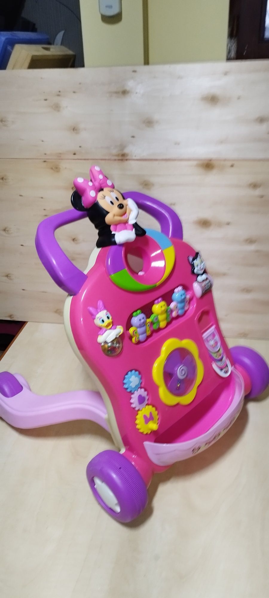 Premergator 2 in 1, roz Minnie Mouse, cu muzica si lumini