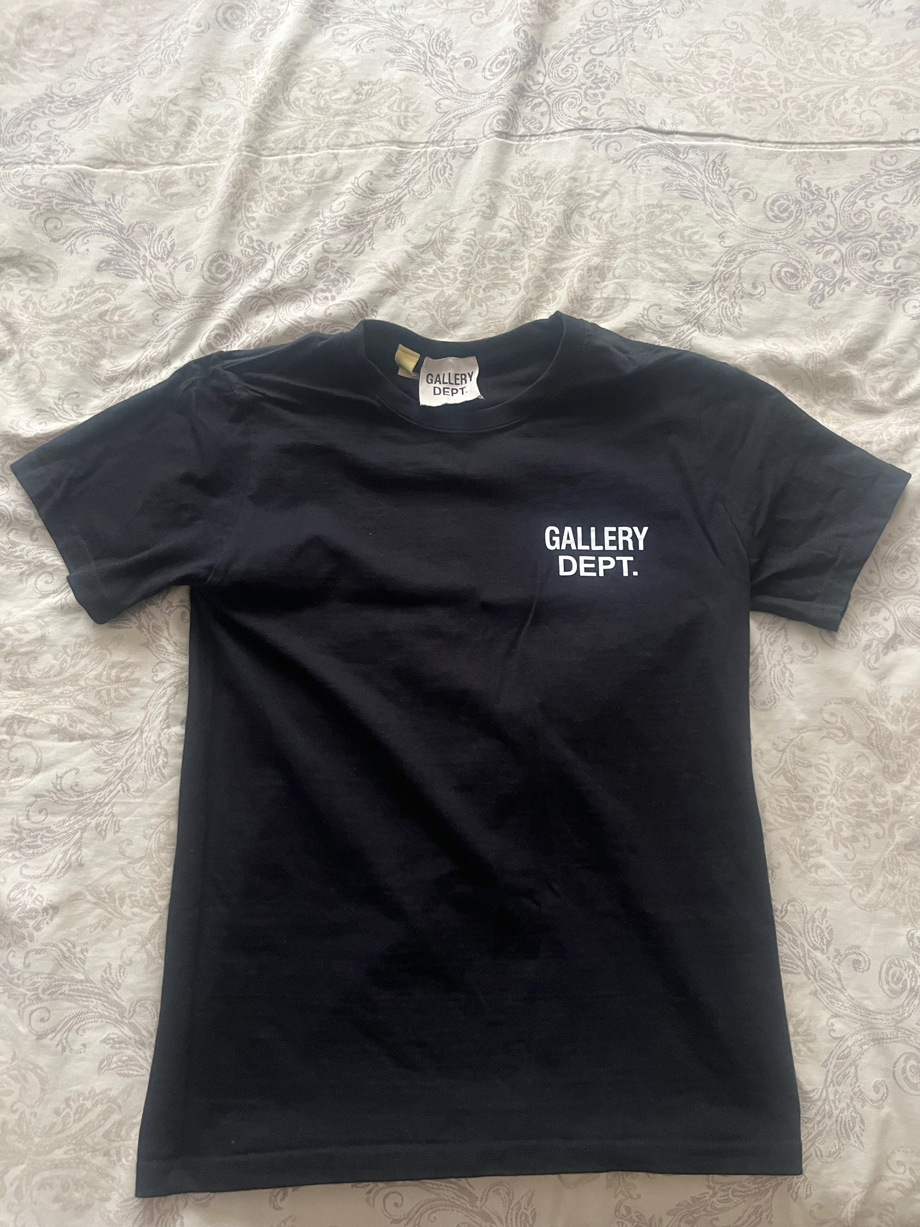Тениска на gallery dept
