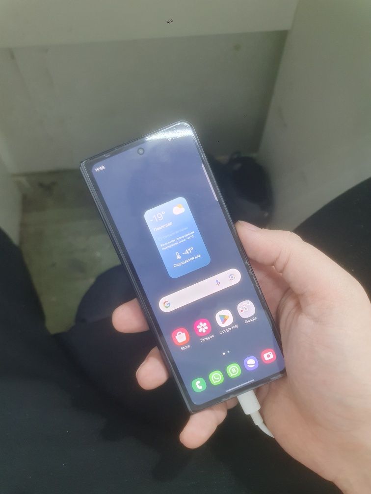 Samsung fold 4 складной смартфон