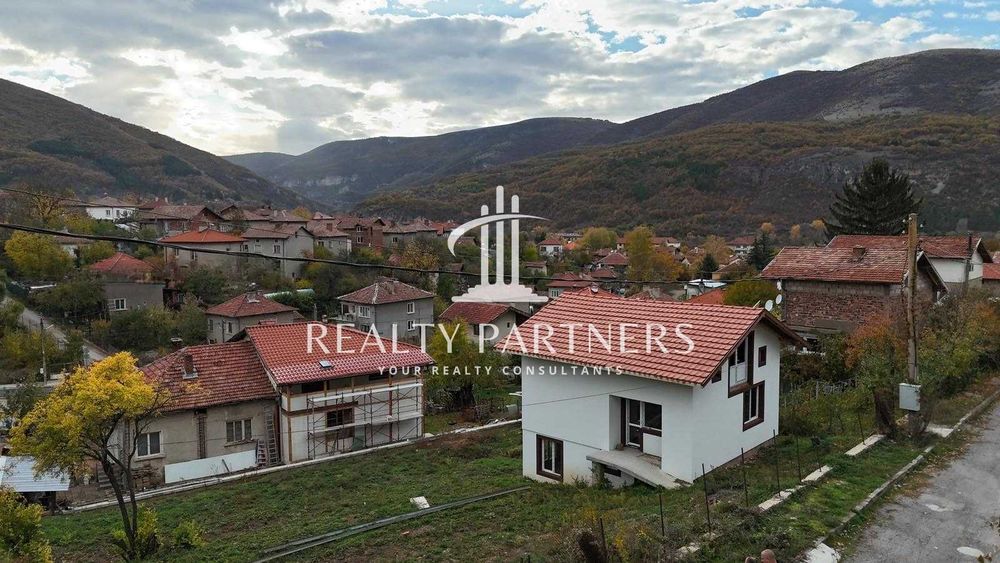 Продава се Къща в Земен - 150 кв.м за 567 €/кв.м - Снимка #9