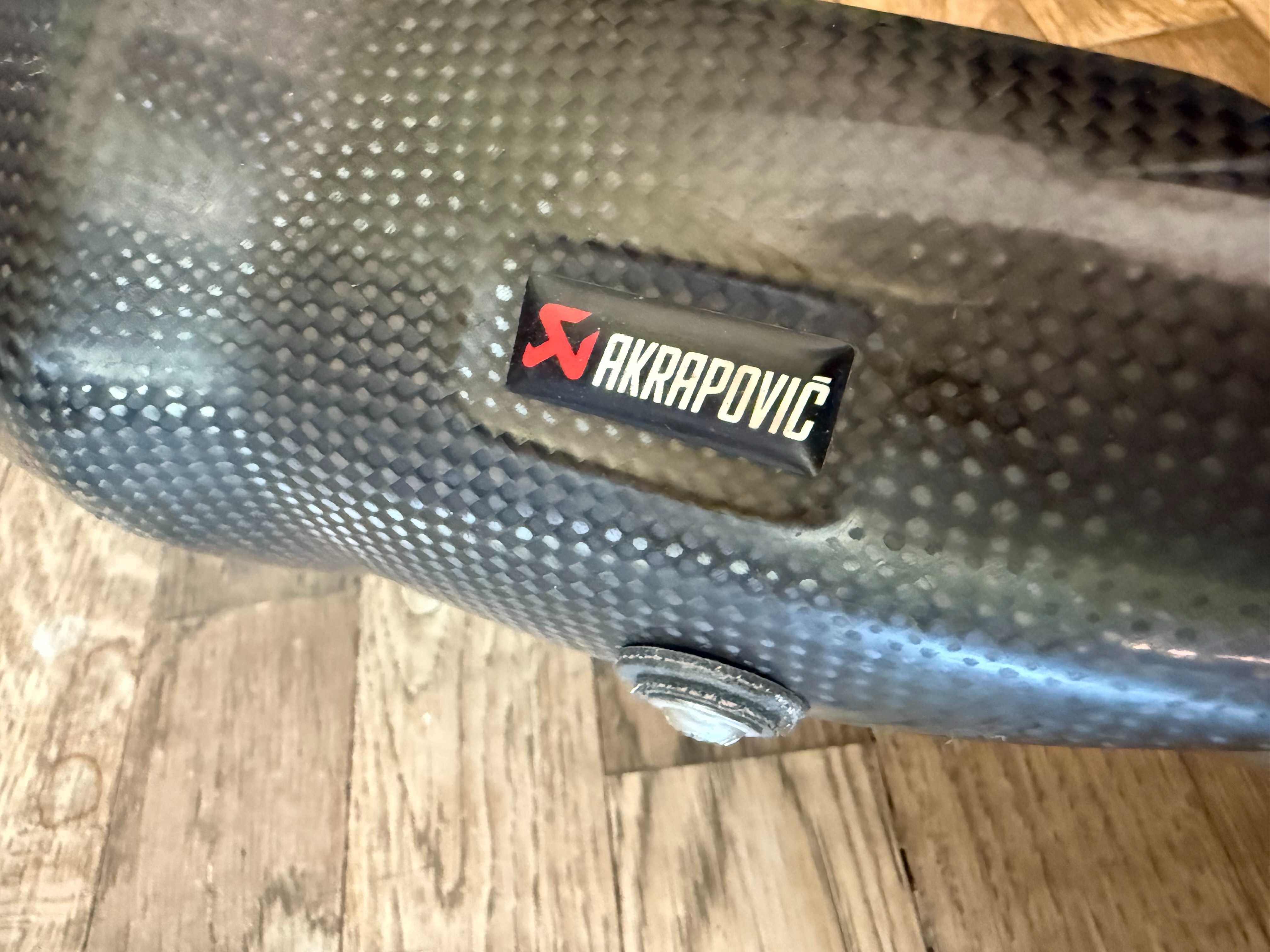 Akrapovic ауспух Slip-On Line Titanium ECE за Honda CB1000R - легален