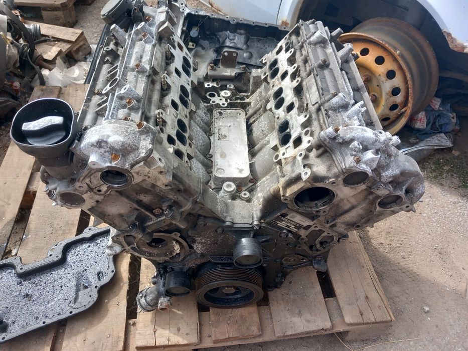 Части за Мерцедес Sкласа w221