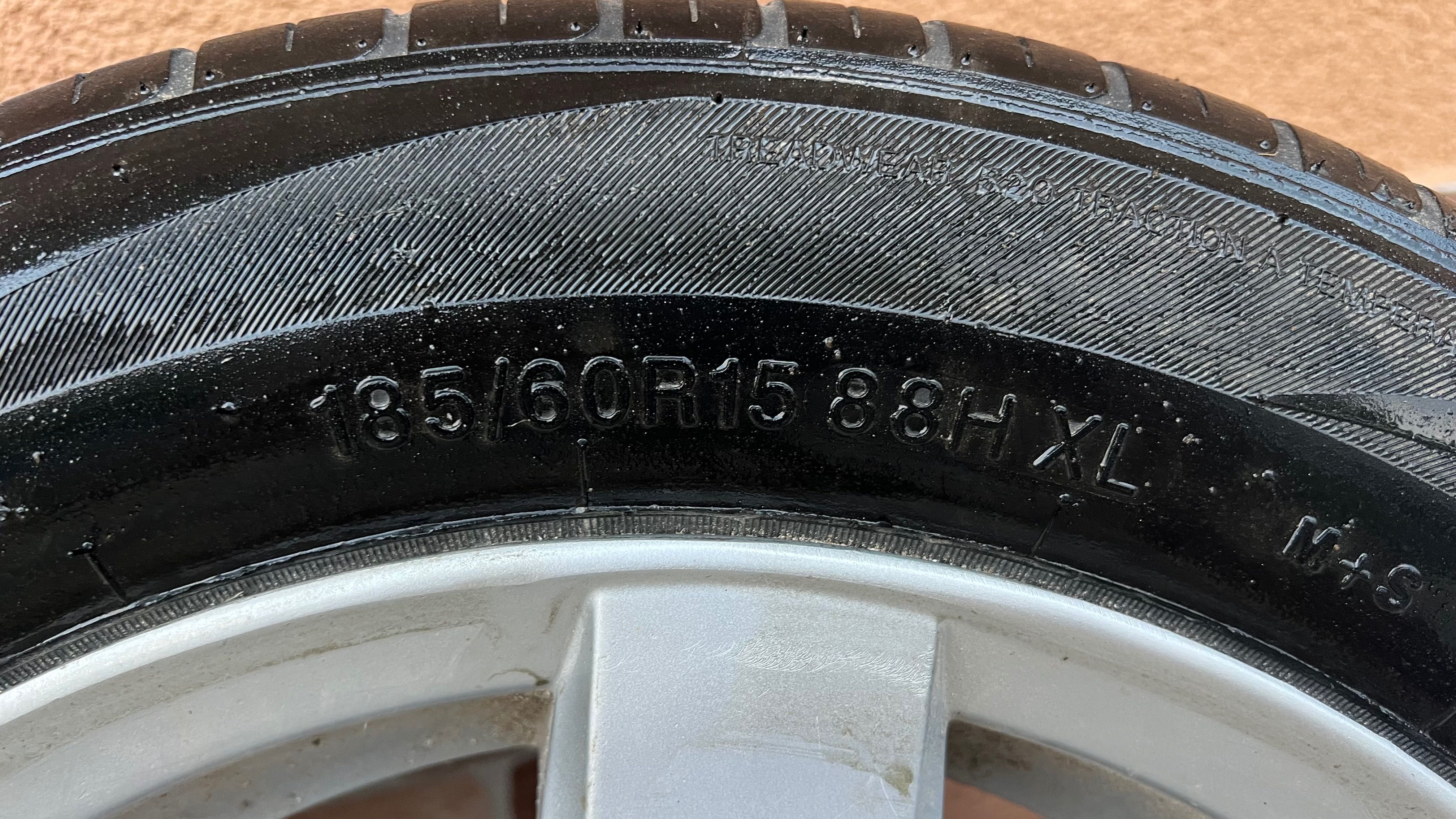 Продавам джанти 4x100 15ки с летни гуми