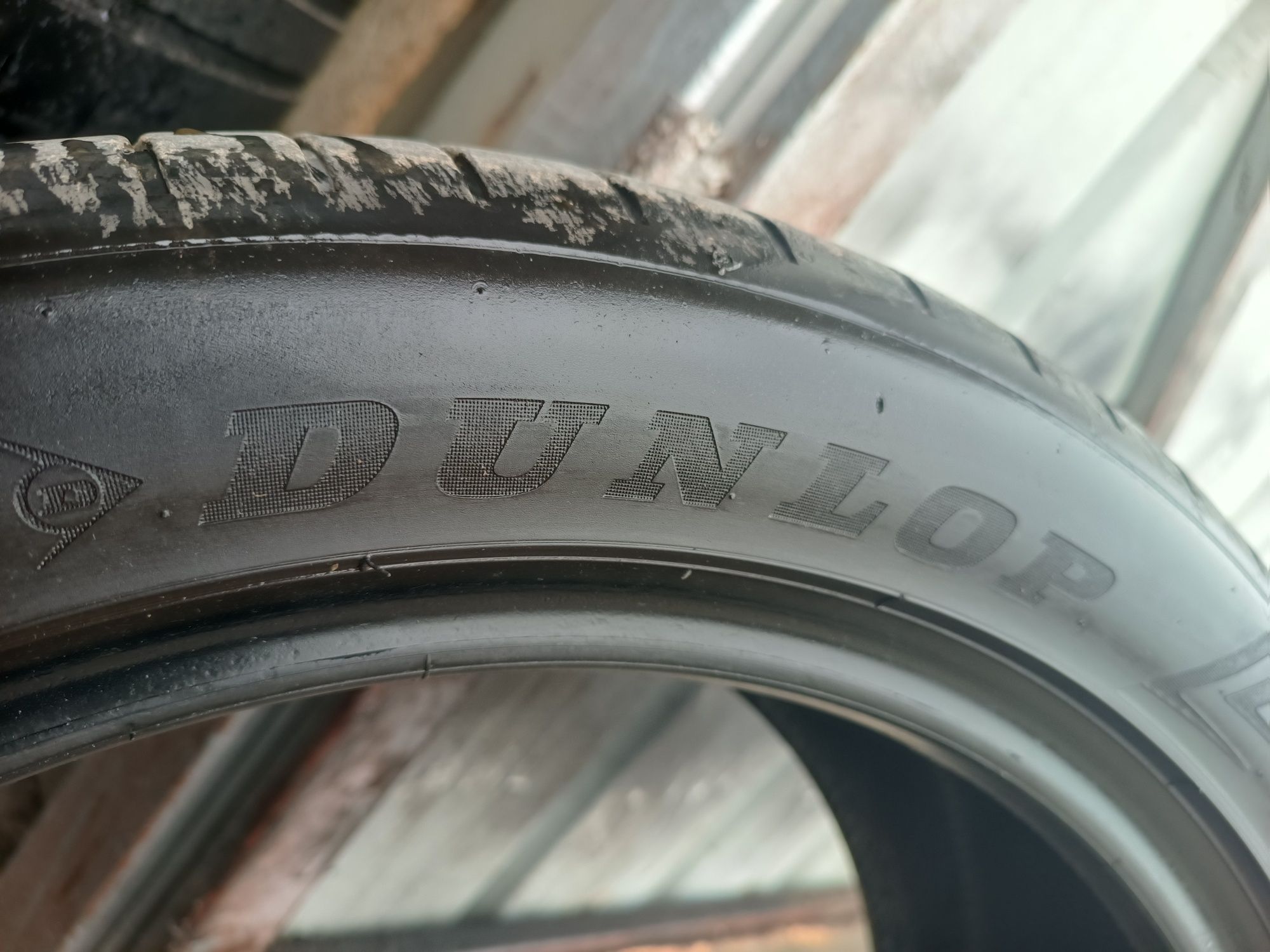 245/45/19 Dunlop Дот 1722