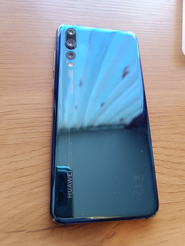 Huawei P20 pro син 128гб