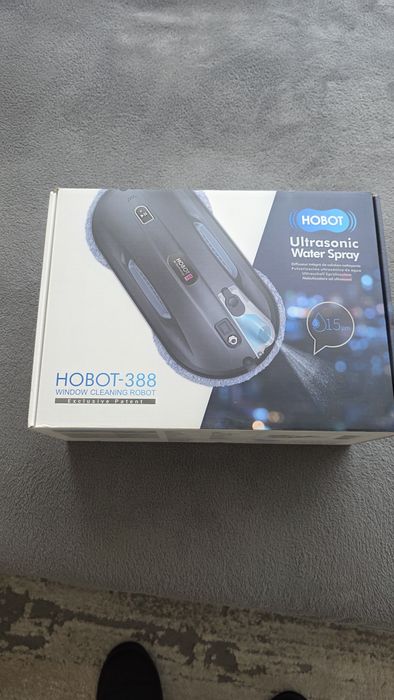 Hobot 388 Робот за почистване на стъкла.