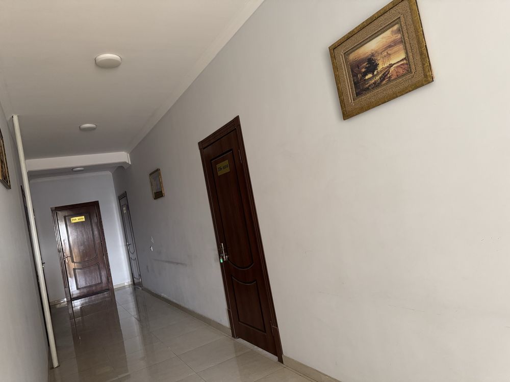 Аренда 1500 м²! 6 этажей, метро напротив, парковка на 20 машин