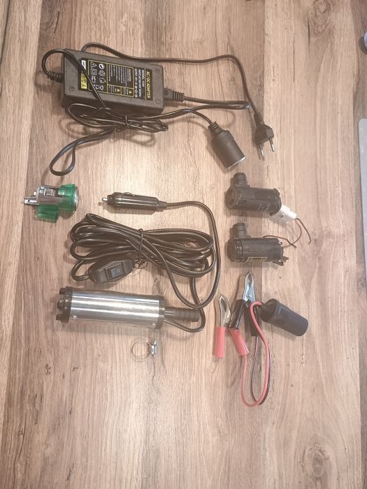 Pompa transfer lichide ,pompa 12 v,cabluri adaptoare