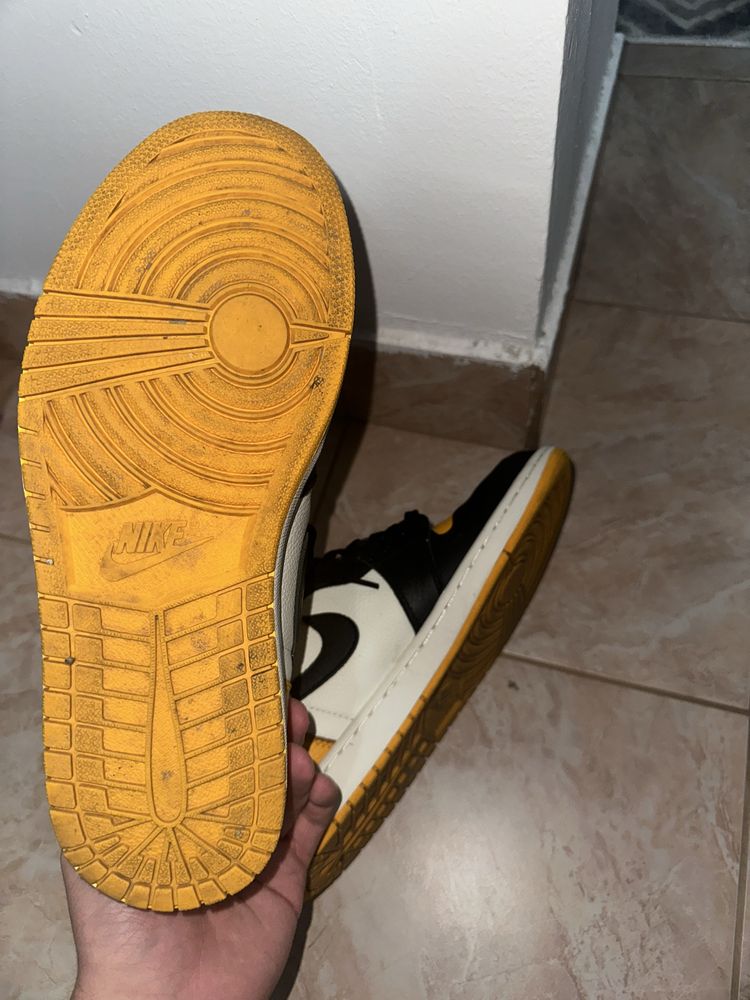 Jordan 1 Retro High Taxi