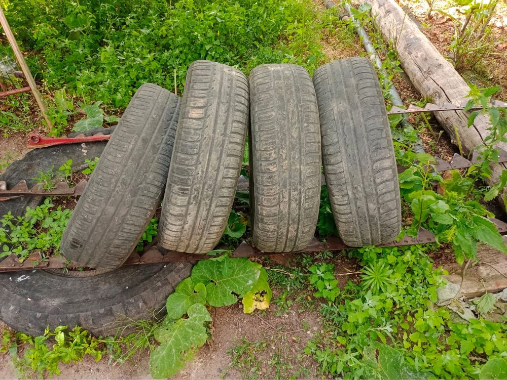 Продам летние шины в хорошем состоянии