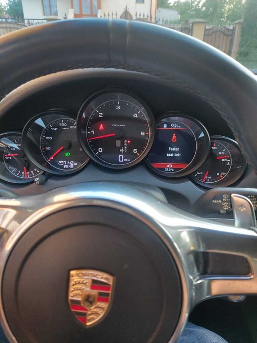 Vand Porsche Cayenne 2014