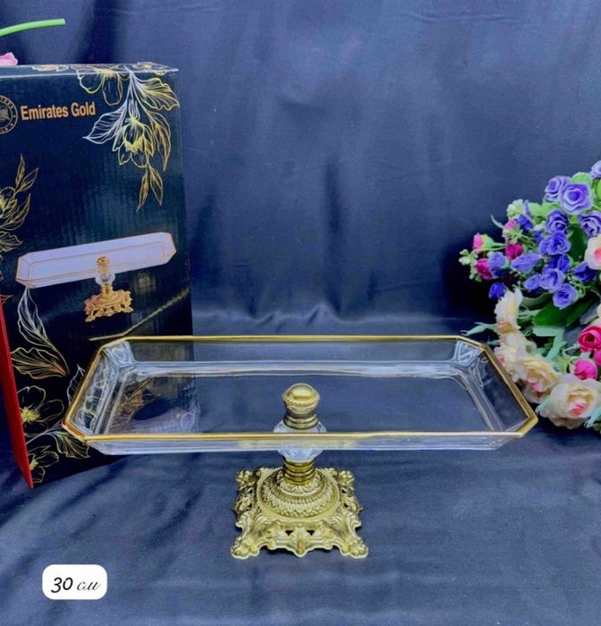 Менажница , тортница