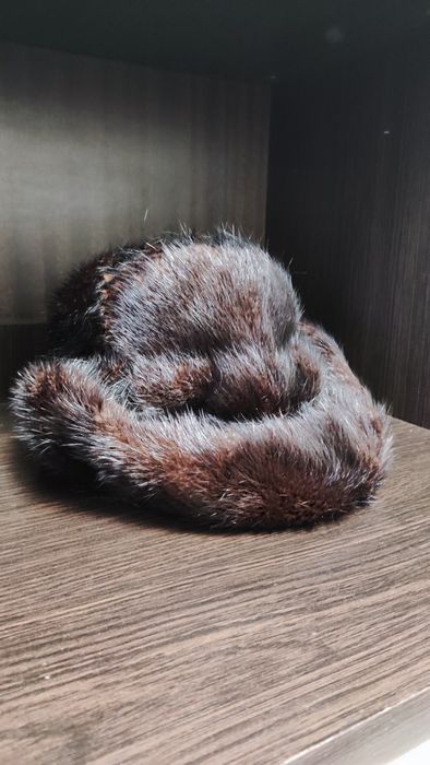 Отдам шапку женскую