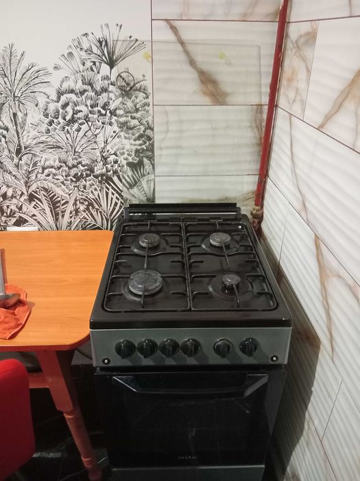 Vând Aragaz Artic inox 50 cm