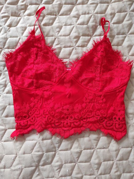 Красиво дамско бельо