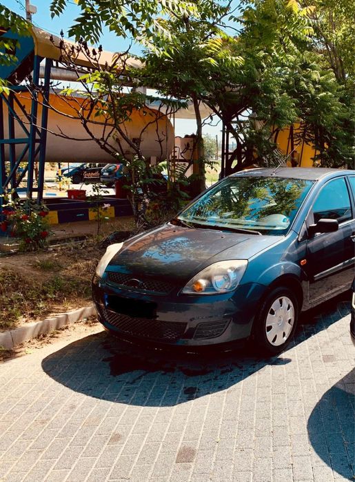 Vand Ford Fiesta unic proprietar