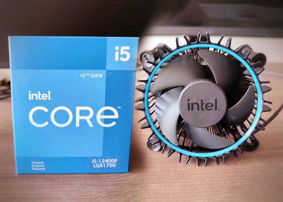 Процесор Intel Core i5 12400F 6 ядрен
