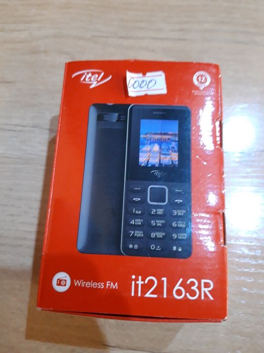 Кнопочный телефон itel