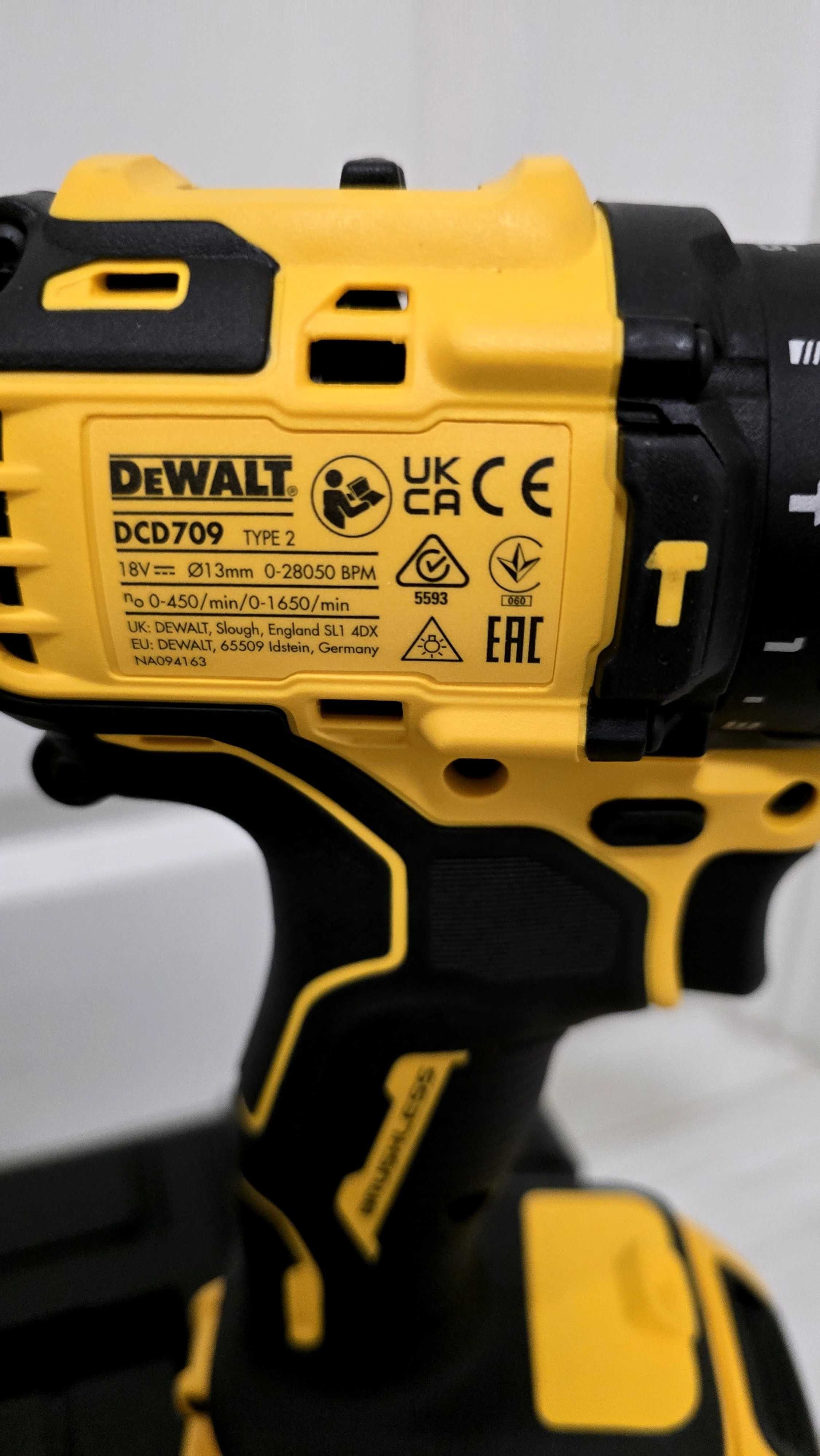Комплект Акумулаторен винтоверт DeWALT DCD709 и импакт DeWALT DCF809