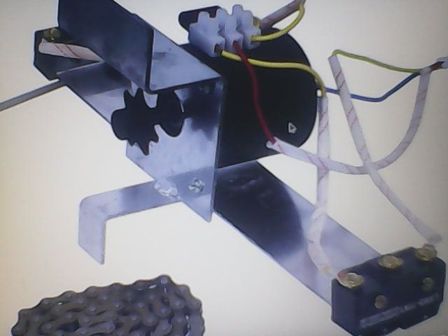 Мотор за инкубатор.  Система за превъртане на яйцата в инкубатора.