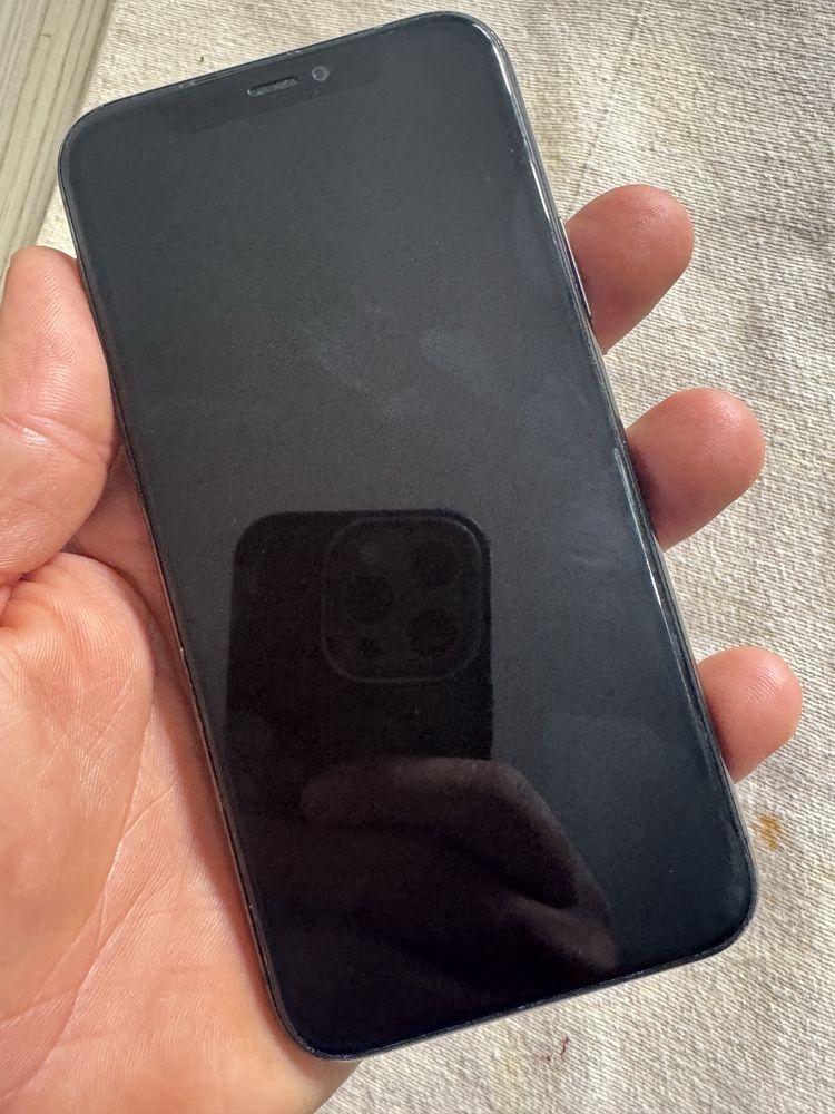 Iphone 11 pro fara cont / nu porneste